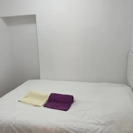 T2 2 Bedroom Flat In Arroios Apartment