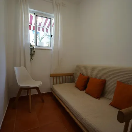 T2 2 Bedroom Flat In Arroios * Lizbona
