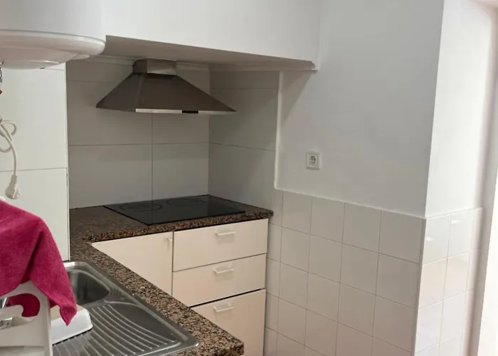 T2 2 Bedroom Flat In Arroios Lisboa