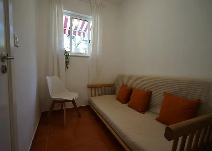 T2 2 Bedroom Flat In Arroios * Lizbona